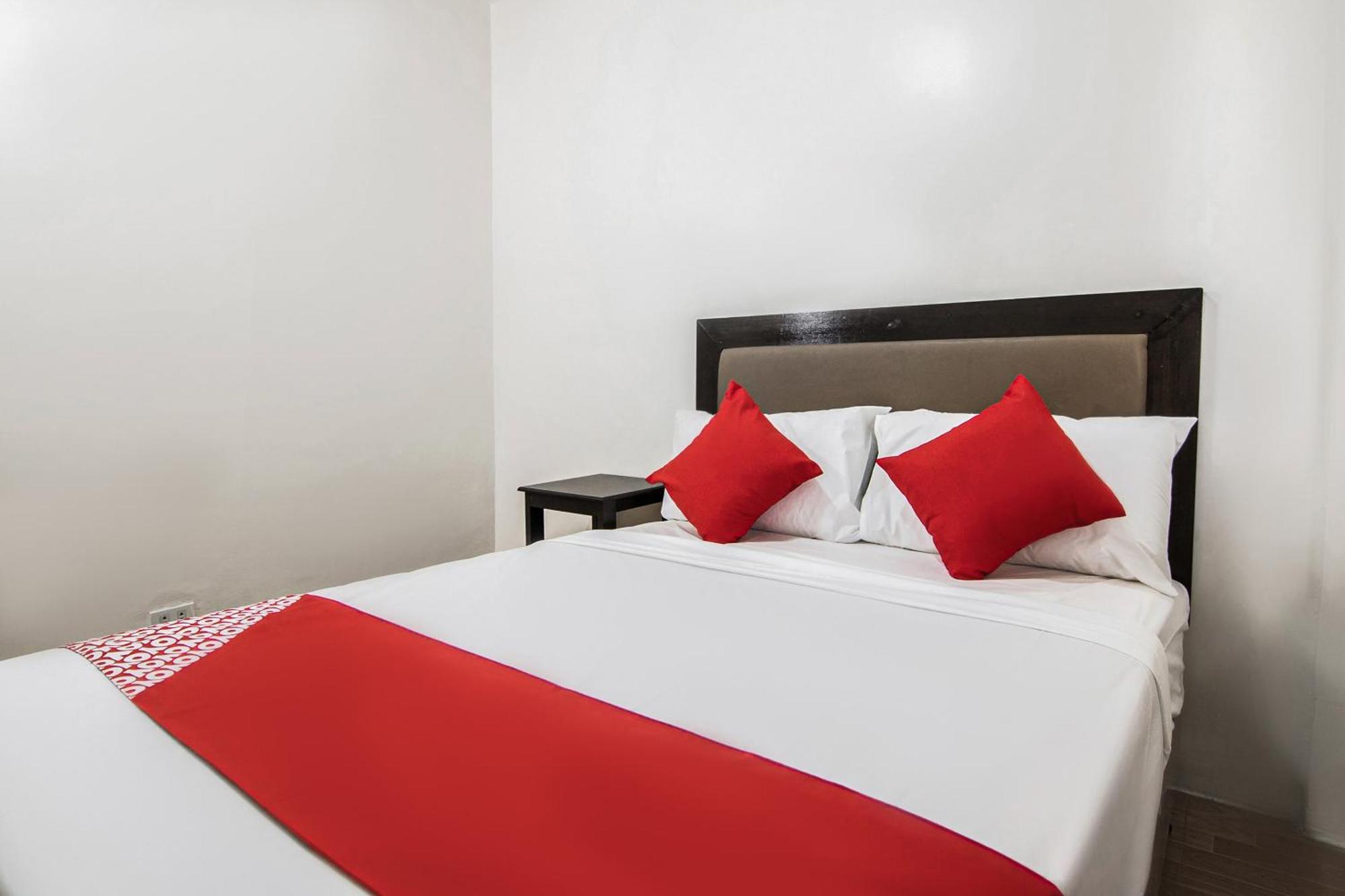 Oyo 431 Apollo 11 Apartelle Pasay Exteriér fotografie