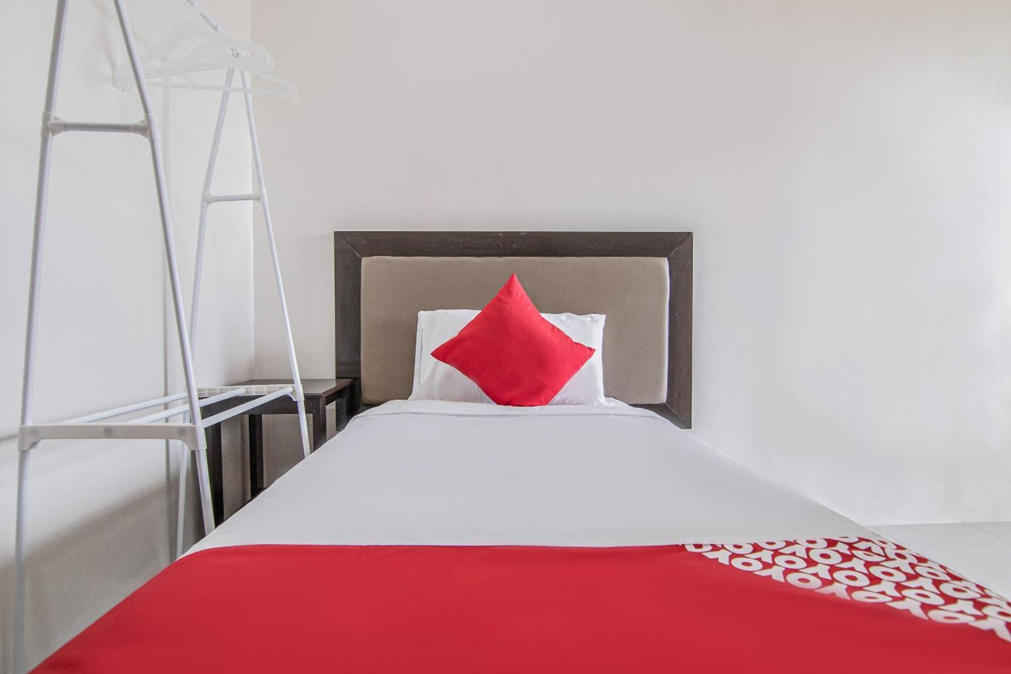 Oyo 431 Apollo 11 Apartelle Pasay Exteriér fotografie