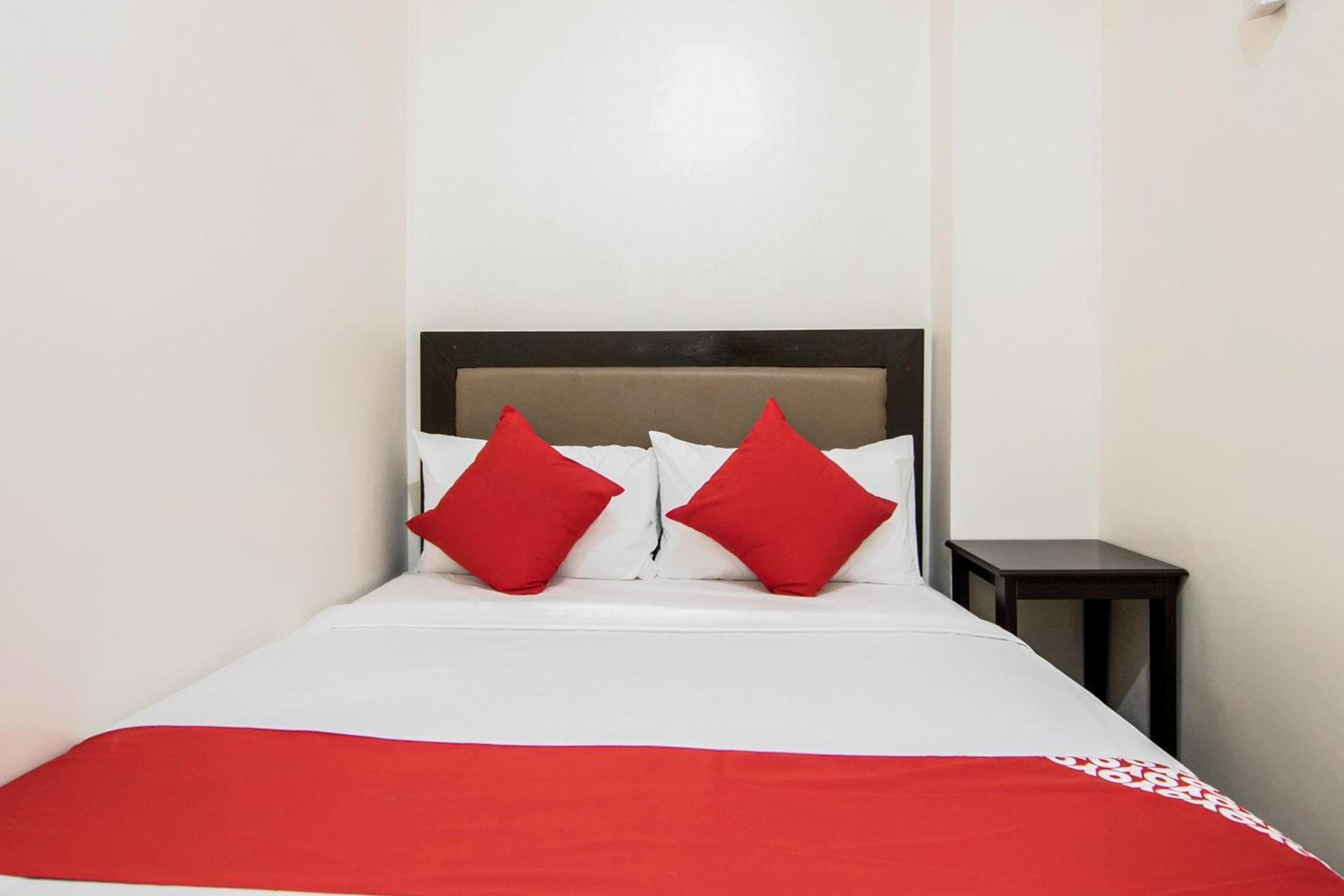 Oyo 431 Apollo 11 Apartelle Pasay Exteriér fotografie