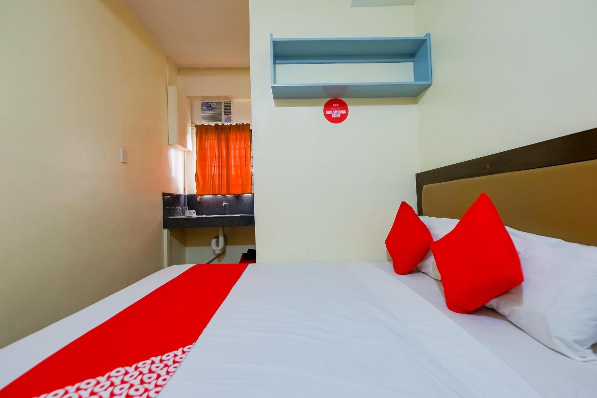 Oyo 431 Apollo 11 Apartelle Pasay Exteriér fotografie